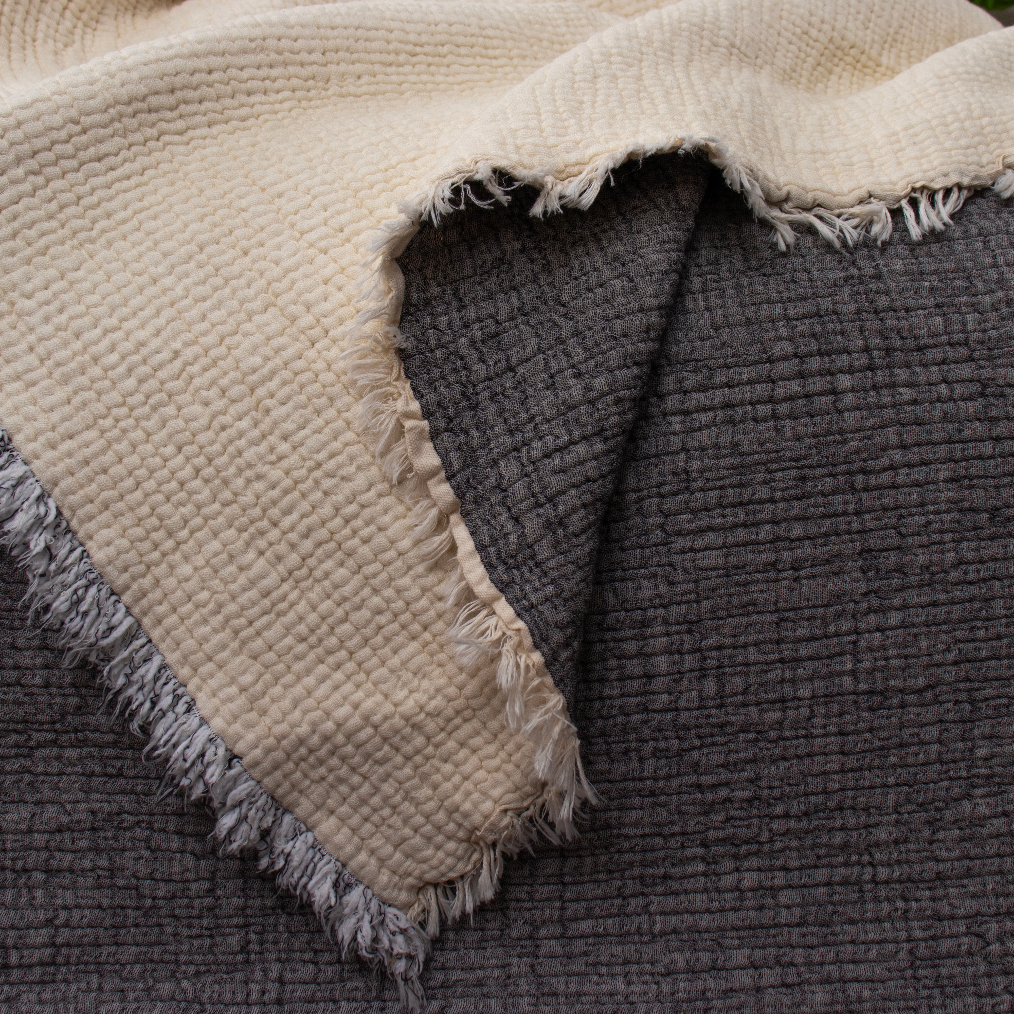 Tessora Müslin Yatak Örtüsü